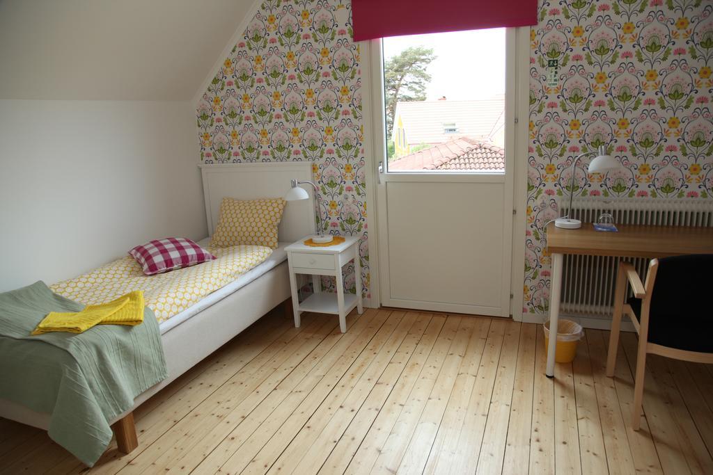 Aelvnaera Bed & Breakfast Κάρλσταντ Δωμάτιο φωτογραφία