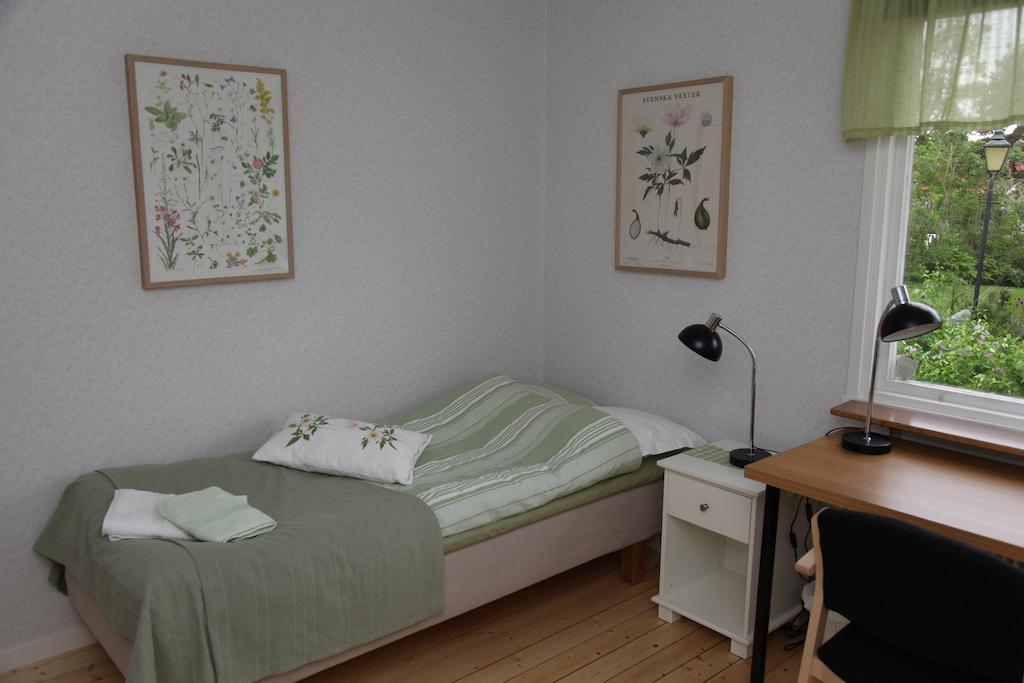 Aelvnaera Bed & Breakfast Κάρλσταντ Δωμάτιο φωτογραφία
